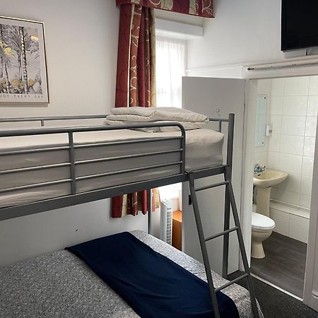 Backpackers Blackpool Hotel & Suites Bagian luar foto