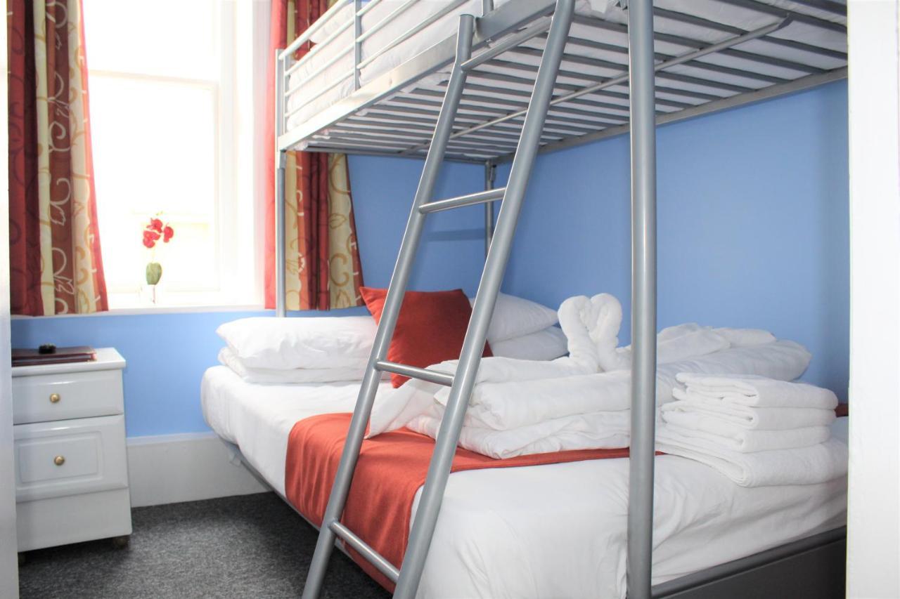 Backpackers Blackpool Hotel & Suites Bagian luar foto