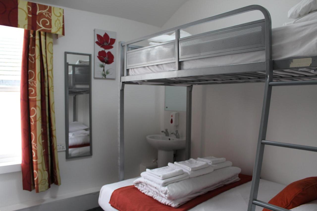 Backpackers Blackpool Hotel & Suites Bagian luar foto