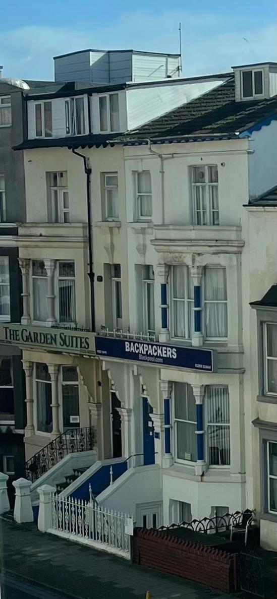 Backpackers Blackpool - Family Friendly Hotel Bagian luar foto