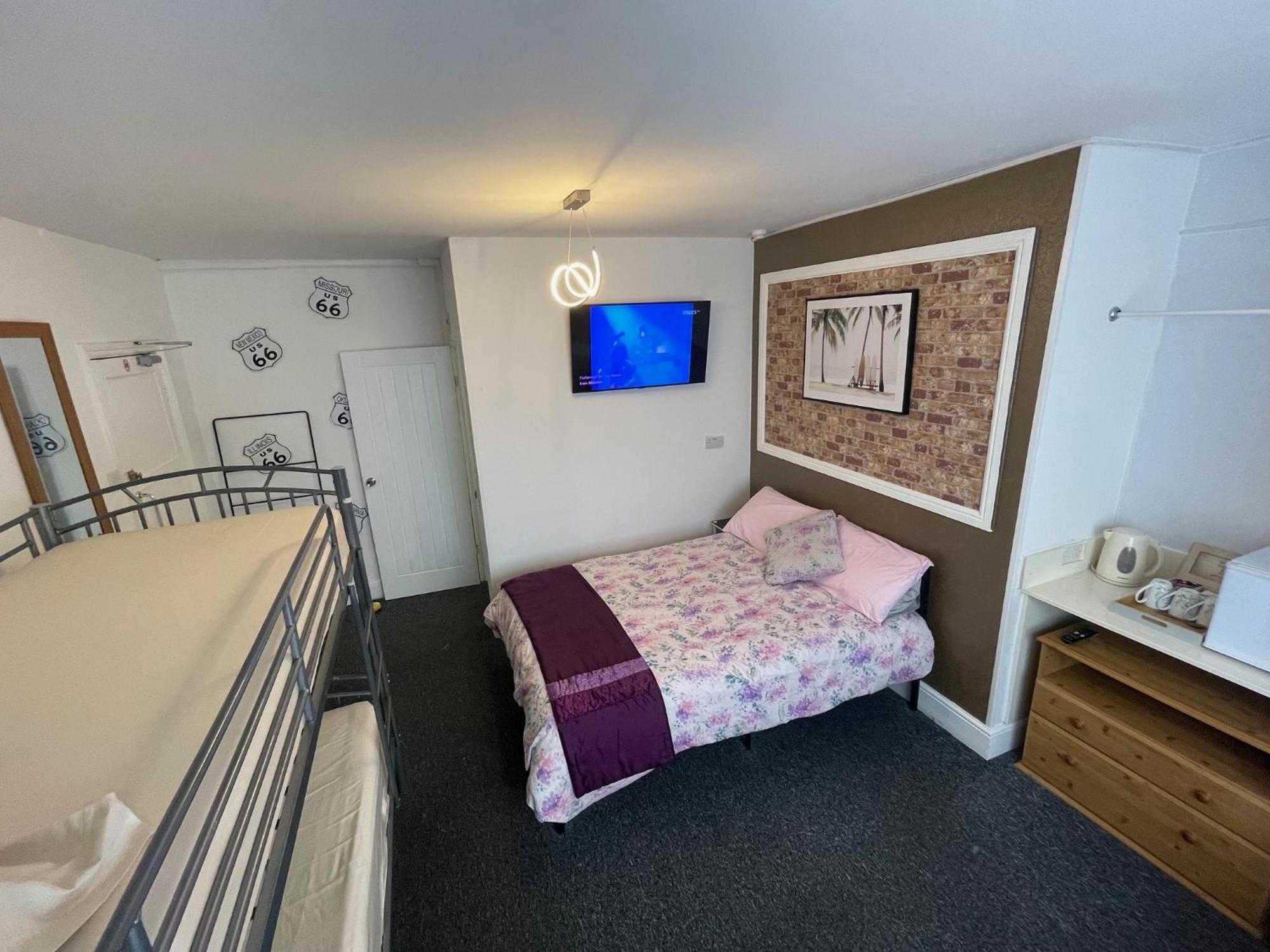 Backpackers Blackpool Hotel & Suites Bagian luar foto